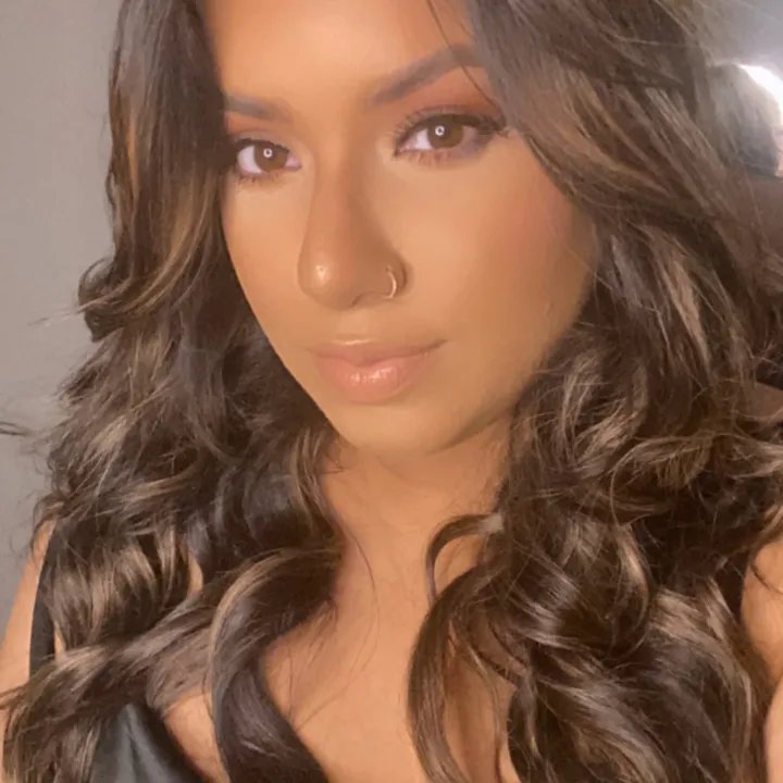 dana_shamyra