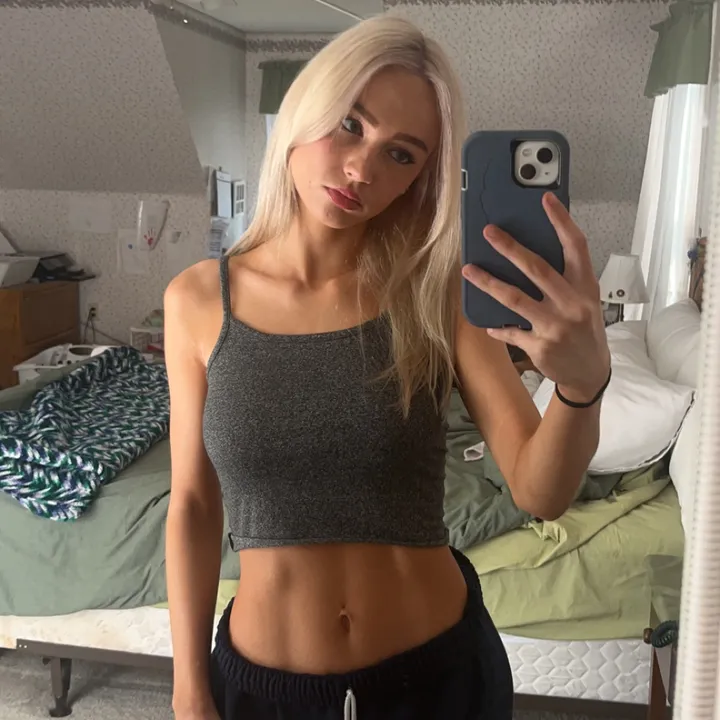 sexyblondebarbieprincess