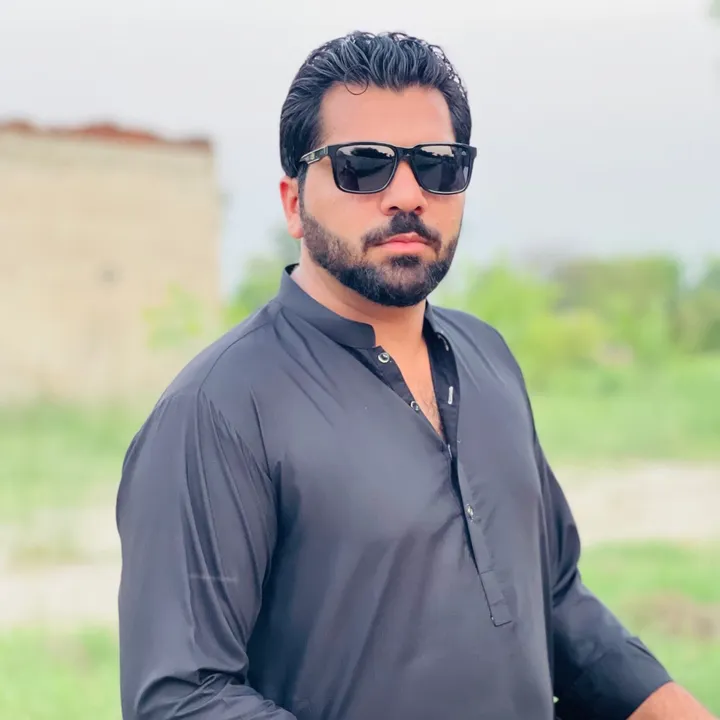 @mr_saqibb