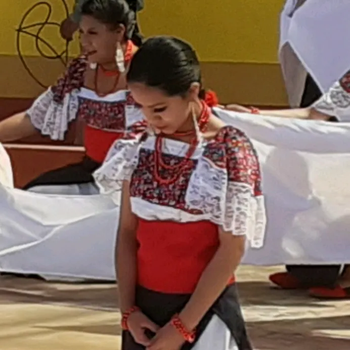 @rostros_bolivianos