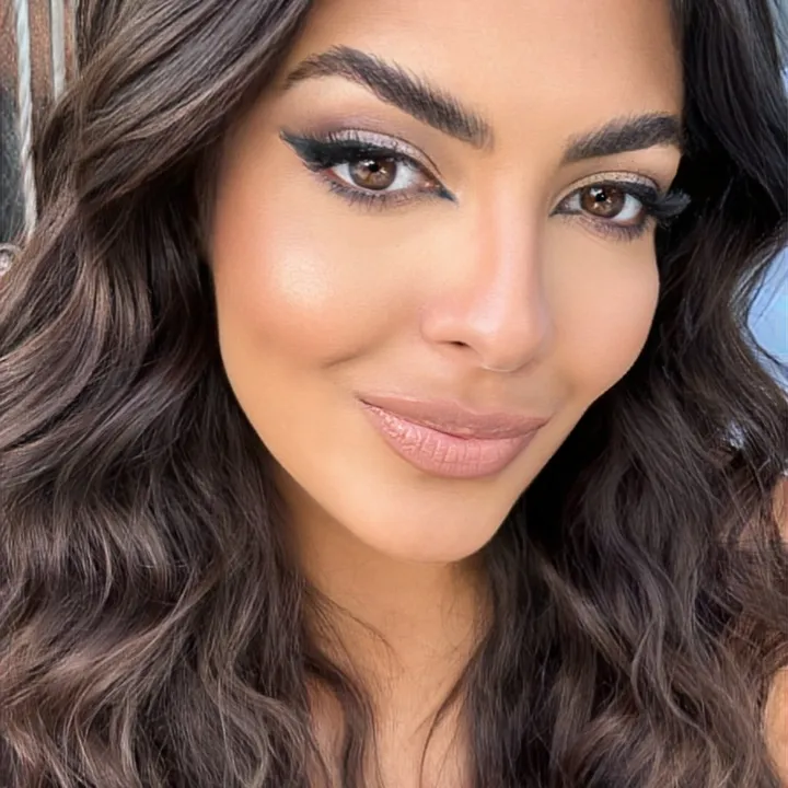 carolineferreiraoficial