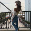 @k_flores1030
