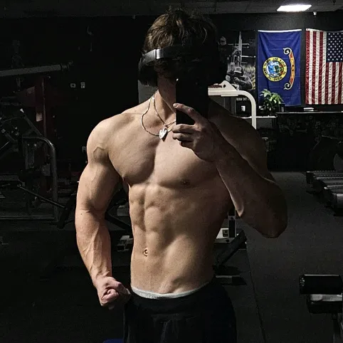 @danielfiddlebones