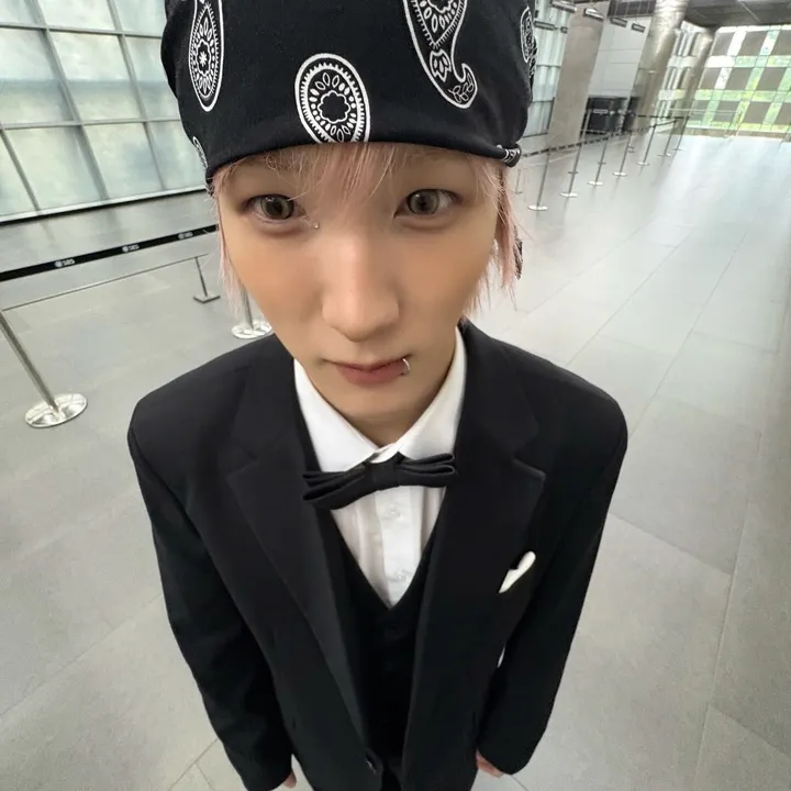@ur.fav.kpop.kid