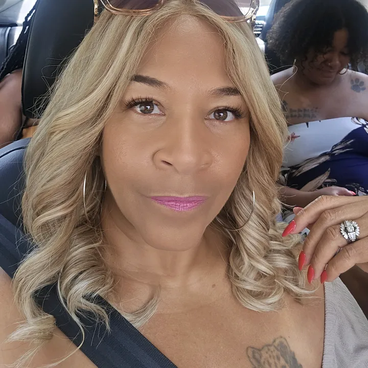 @iamchalie_b