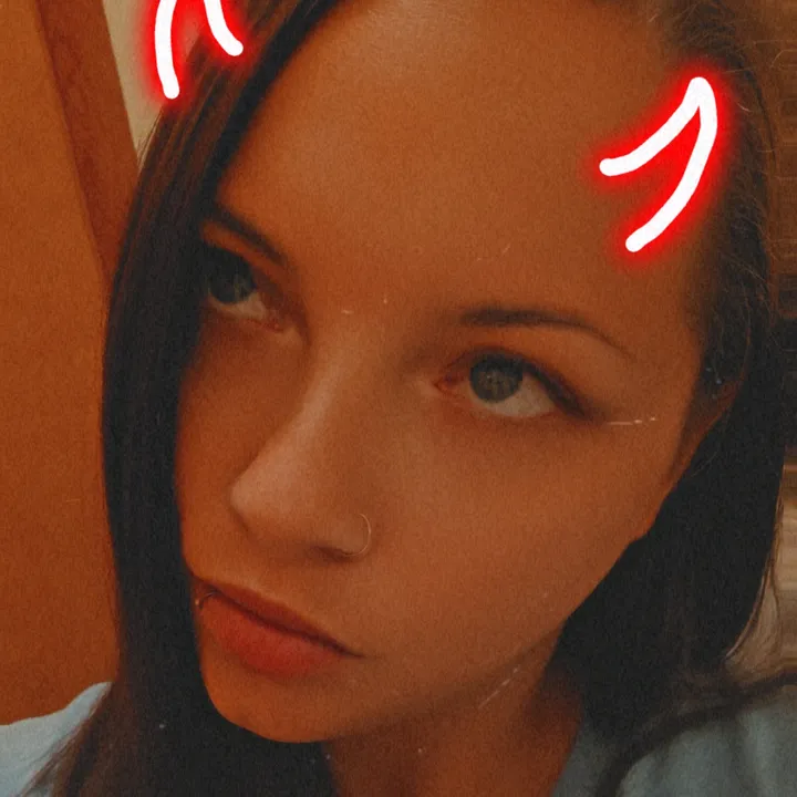 machinegunshelly89