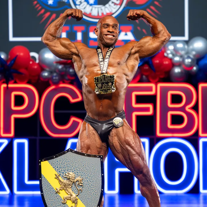 @mrgetfit_ifbbpro