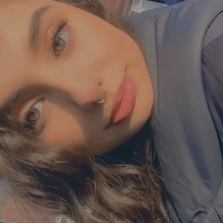 @samina._xx