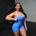 @vickyyrique
