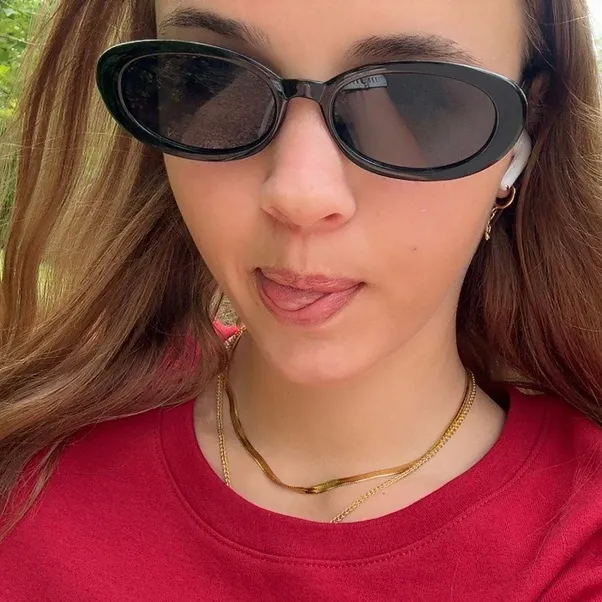 @meredithrectt
