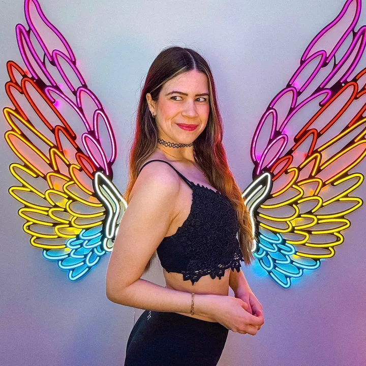 @juliaonair