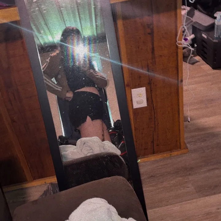 @x_your_dream_girl_x