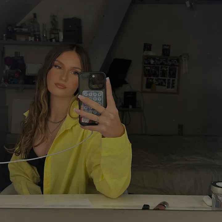 @lou_rxx