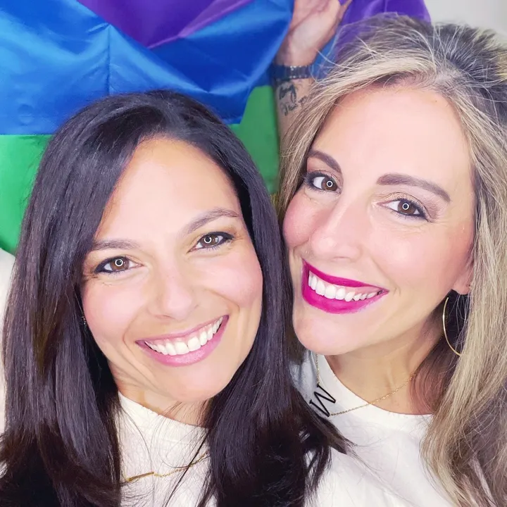 castof2moms