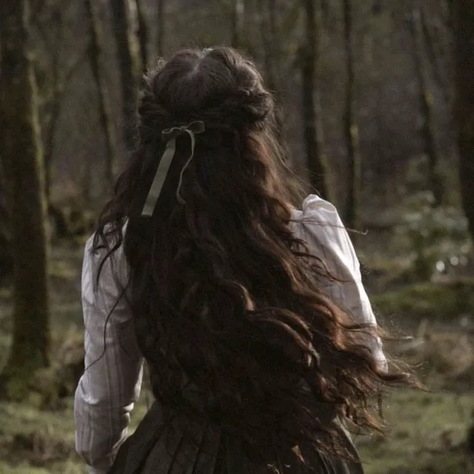 @lorebyalice