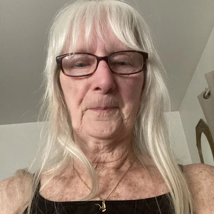 @shirleyannmobiledevice