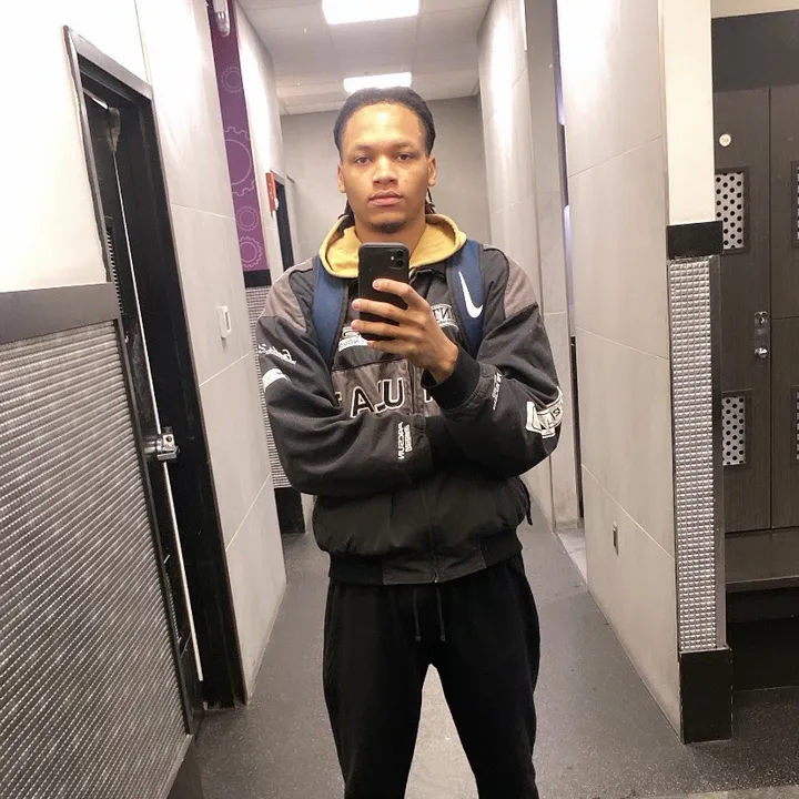 malachiwallington0