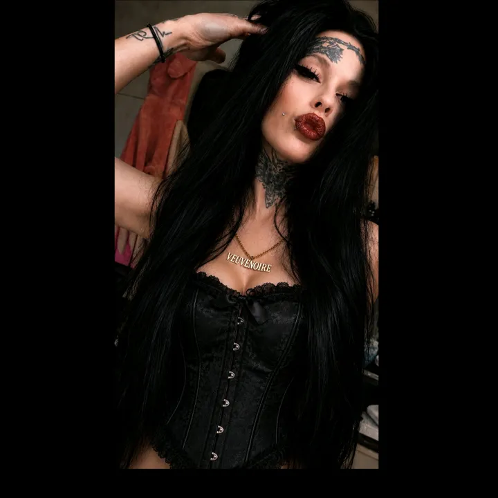 @huntressvenimeuse