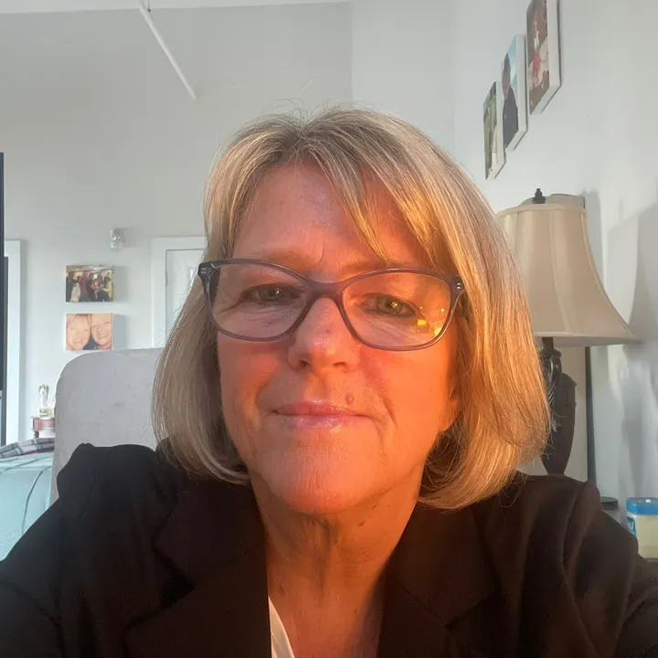 ellenedwards6