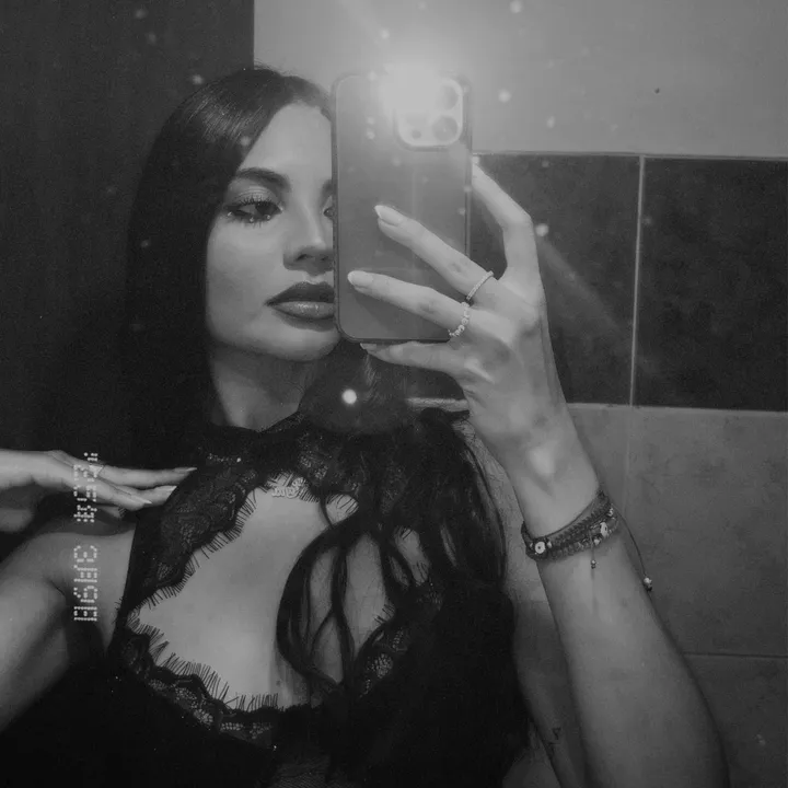 laralopez1