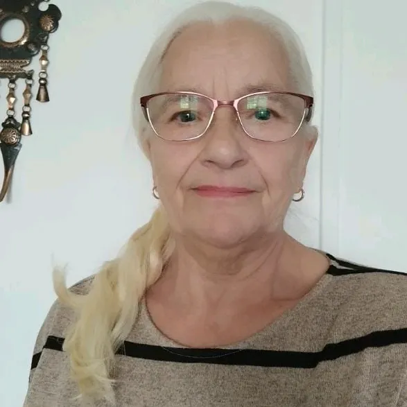 ursula.hundt