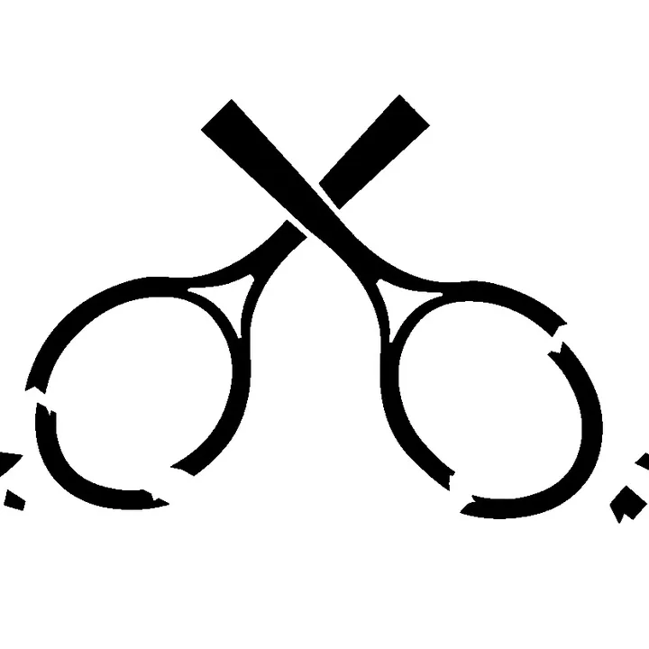 @cracked.racquets