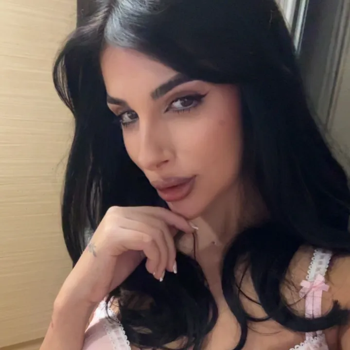vesellastoyanow