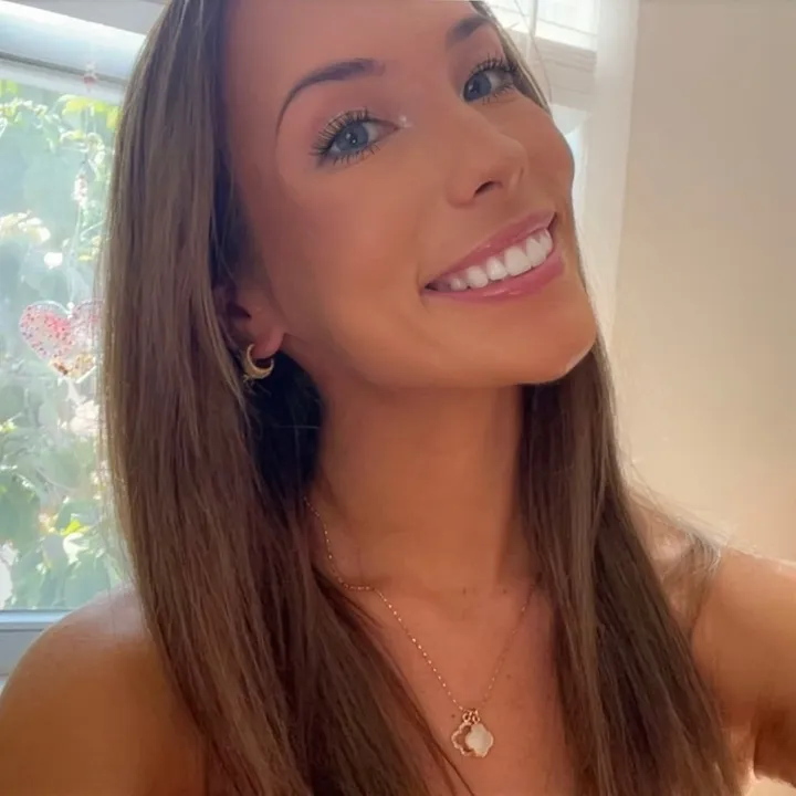 @ajoyfulcoconut
