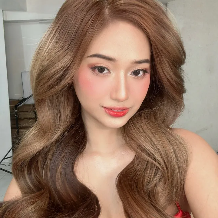@nicholeannbarot