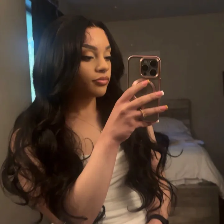 kaylaareneaa