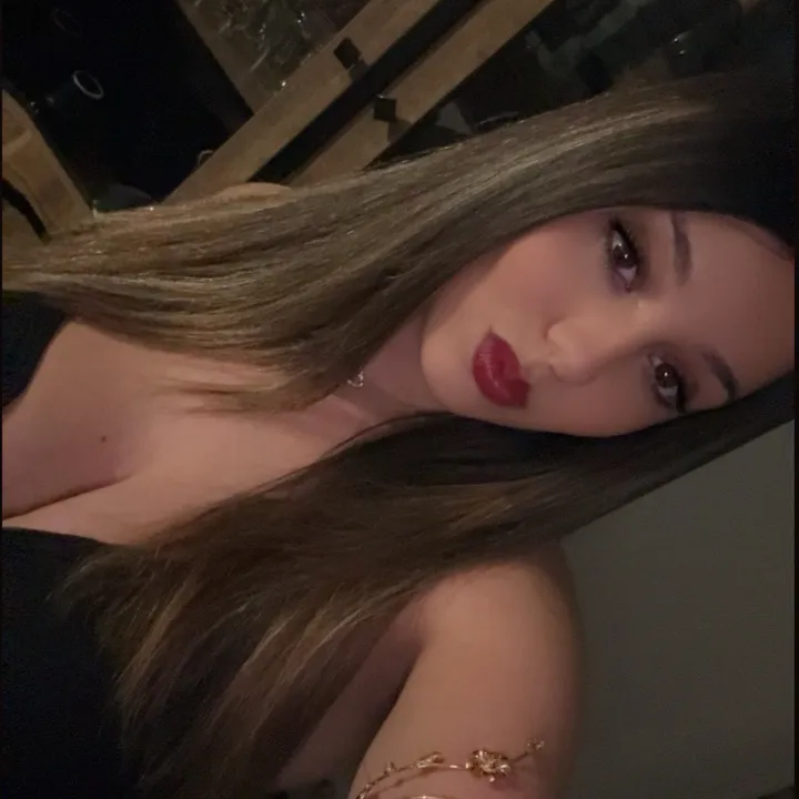 @elora_2006