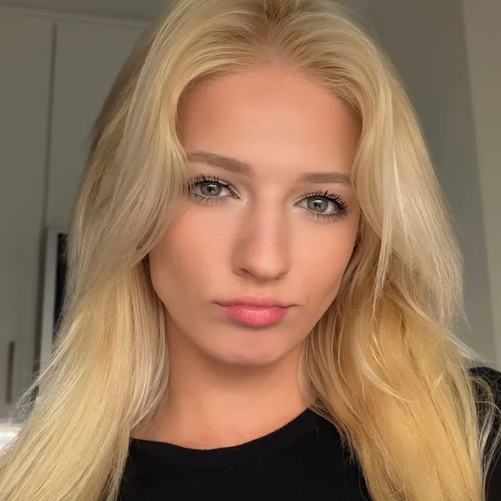 @kaylavoid