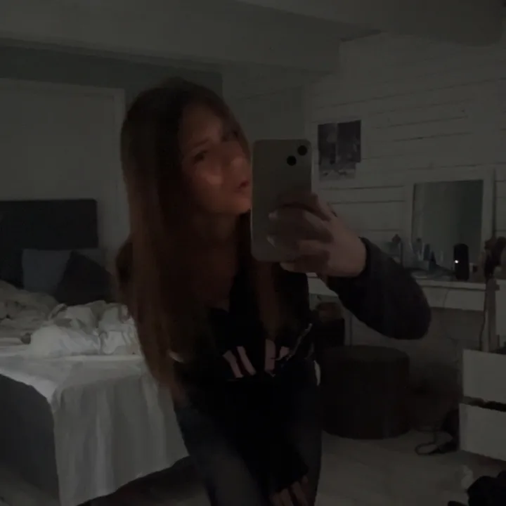 @greta.weberg