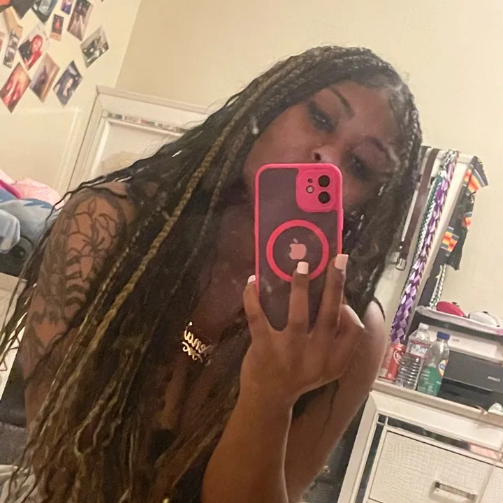 @sexyyqueen101