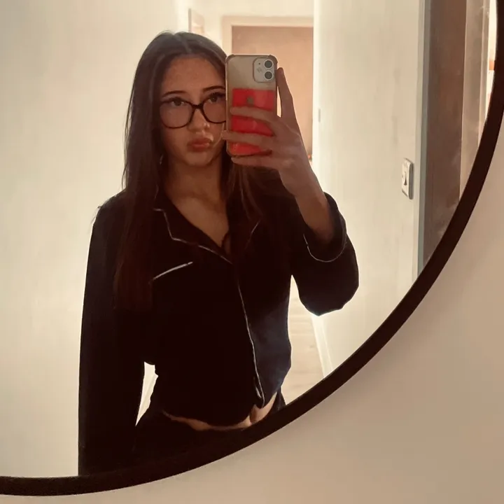_poppyxx_