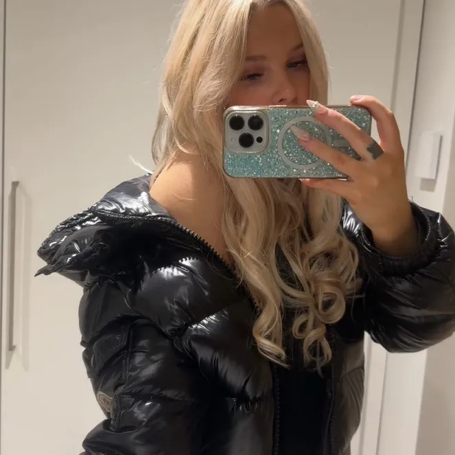 @elluqqa