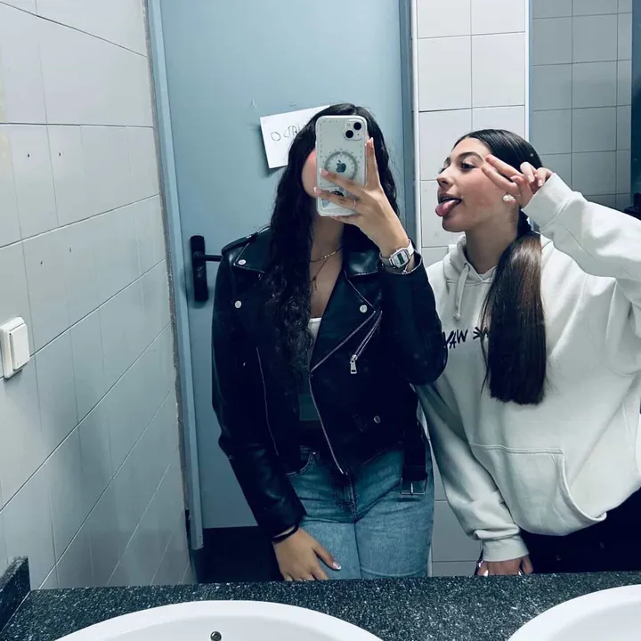@22mmrtnzz_