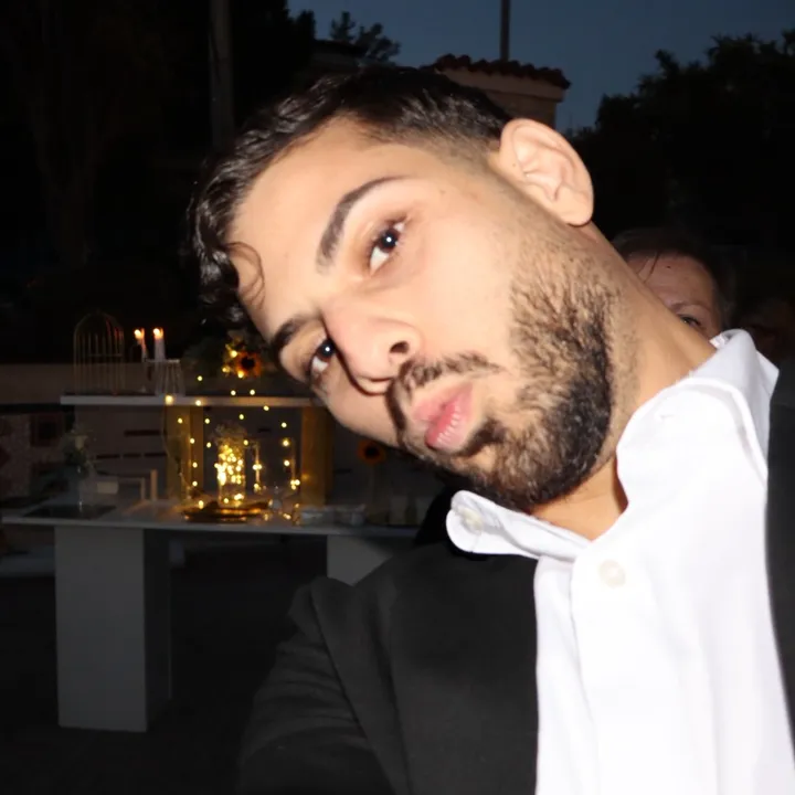 @vathiotis