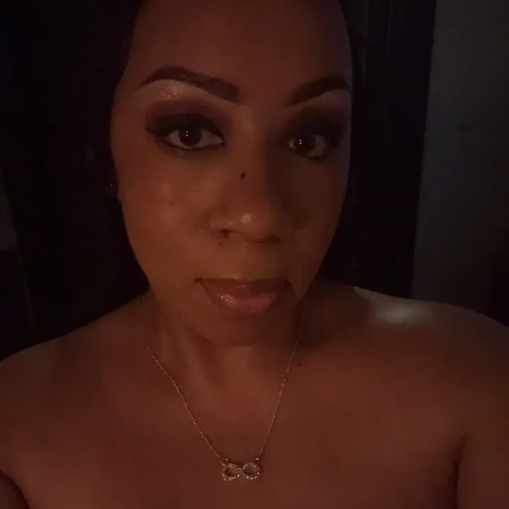 @latoyanique