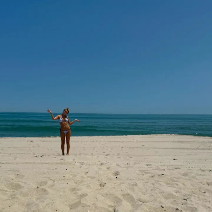 @laurenbartonnn