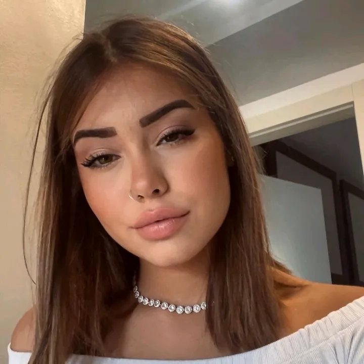 @parzialeerebecca