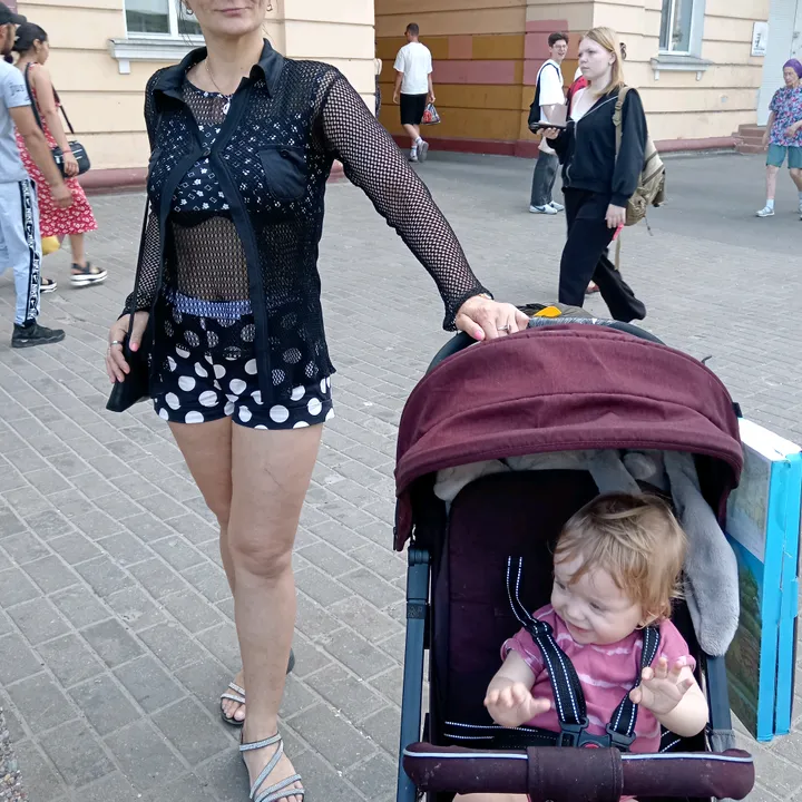 elena_98986