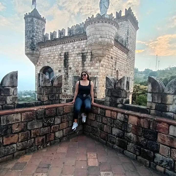 @evecriv8