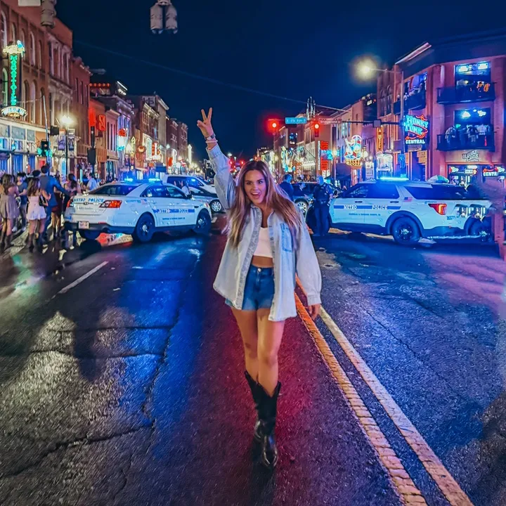 lauri.in.boots
