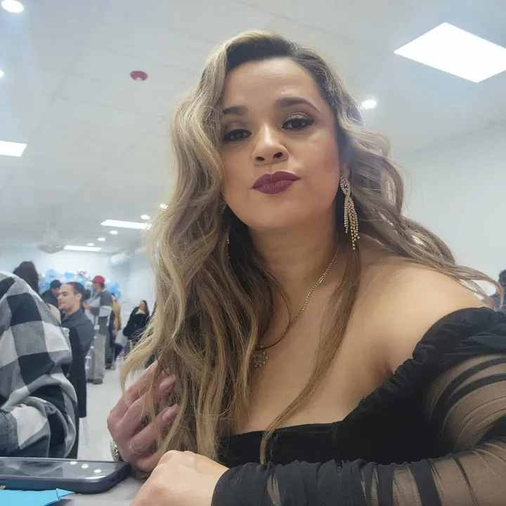 gloria_honey