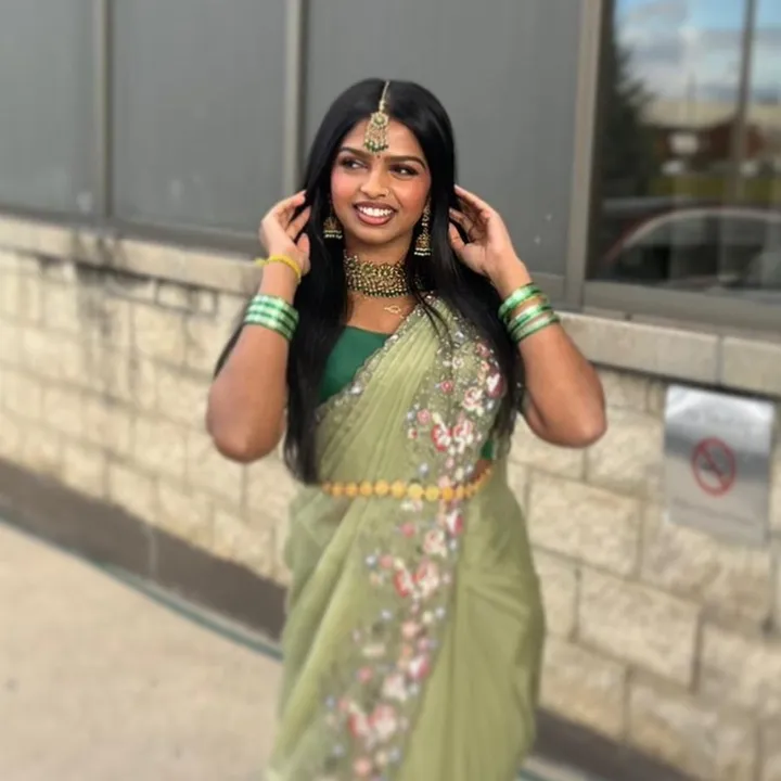 @ashanika_x