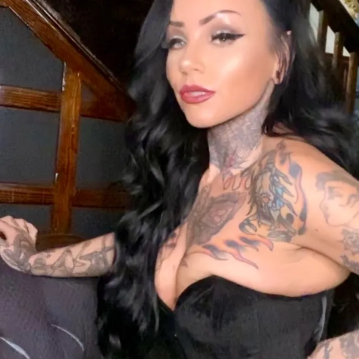 yurlocalgothgurl