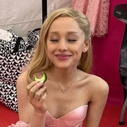 @sweetenernaomi