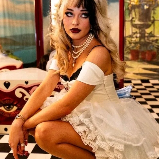 @iconic2108
