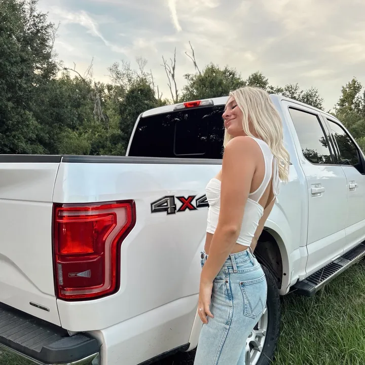 @urfavoriteblonde61